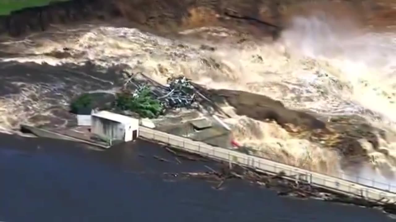 Minnesota - The Rapidan Dam in Mankato, Minnesota is in imminent danger of Failing
