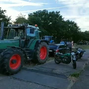 Germany: Germans farmers form convoy as Dutch protest spreads(July 11, 2022)