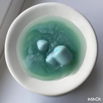 Mesmerising wax melt
