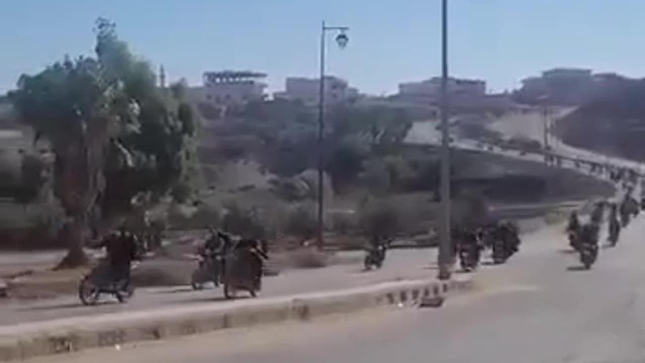 🇸🇾🏍️ Part of opposition heading to Homs