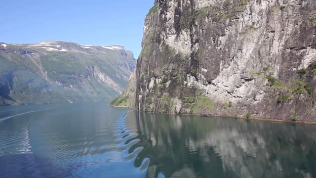 Meditation Video with nature sound deep sleeping music