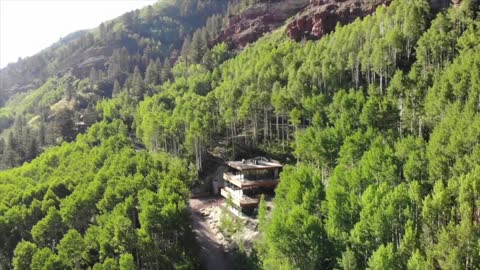 Captivating Modern Mountain Retreat in Telluride Colorado