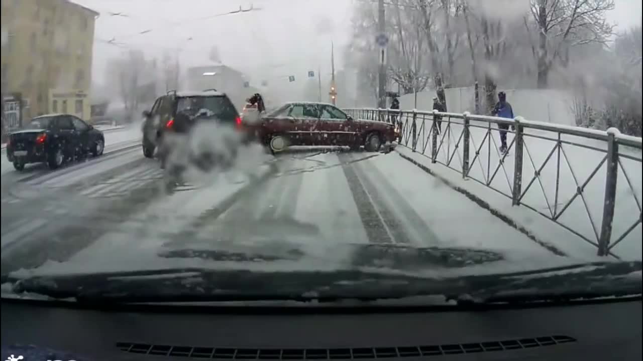 Shot On Dashcam (10)