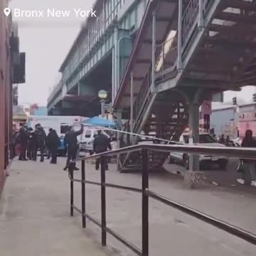 🚨#BREAKING: At least 6 people shot and injured with reported fatalities at subway station Bronx