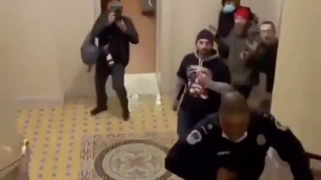 Capital Police Let in Antifa