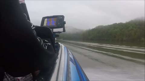 1987 WINNER Tournament Bass Boat VS. NITRO Bass Boat