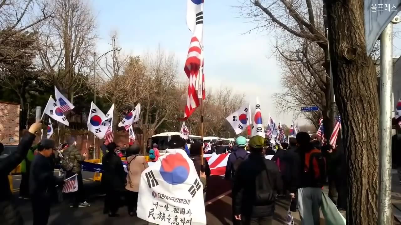 20190314_V3_S03(-lZuoO-GHVQ)청와대 앞 민련(민초대통합연대)의 외침!!!