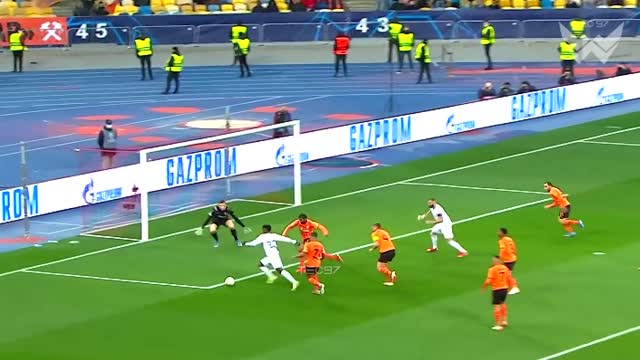 Humiliating skills in football