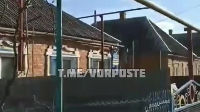 Ukraine War - The passage at extremely low altitude of a pair of Russian Su-25 attack aircraft