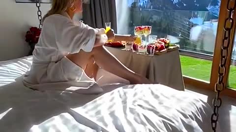 This beautiful scene must be shown to the first person on your list and the person you like