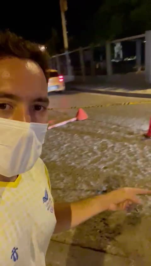 Arreglan huecos en Bocagrande.