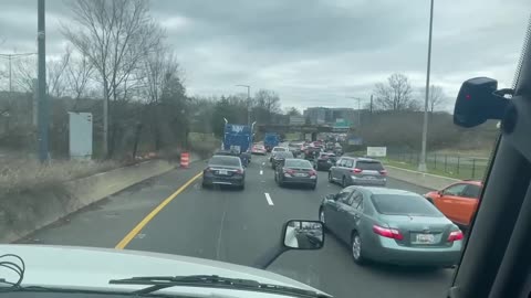 Exits are blocked to get into Washington off 395