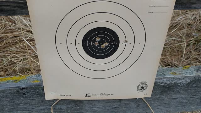 Glock G23 Gen 5 at 7 and 20 yards with 200gr Speer Gold Dots