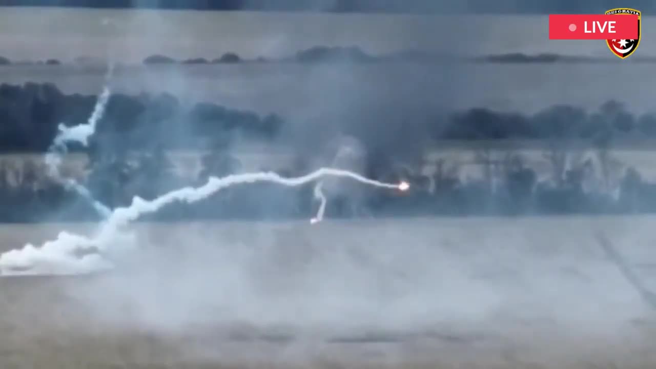 Ukrainian artillery Destroy Russian tank and its crew.