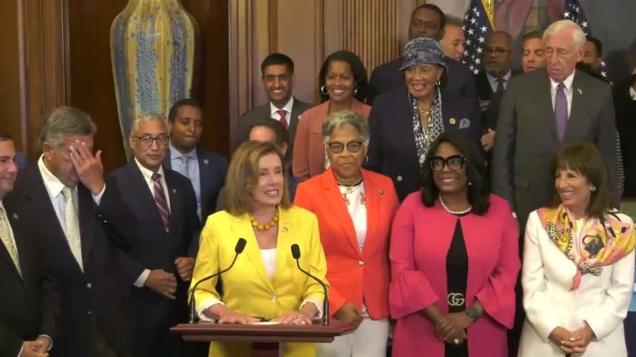 Pelosi: “Hail to the Chief! To Joe Biden.”