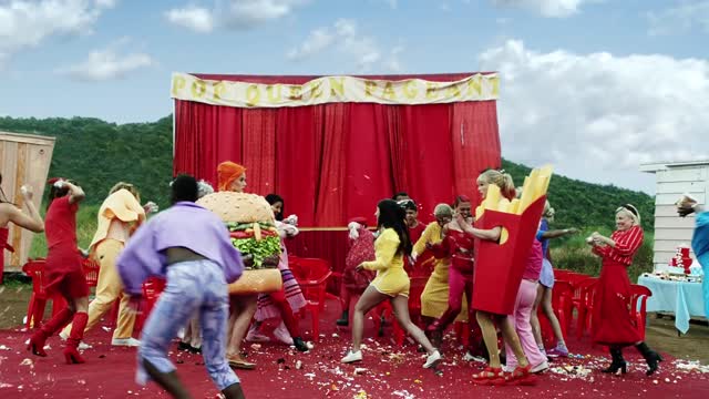 taylor you need to calm down