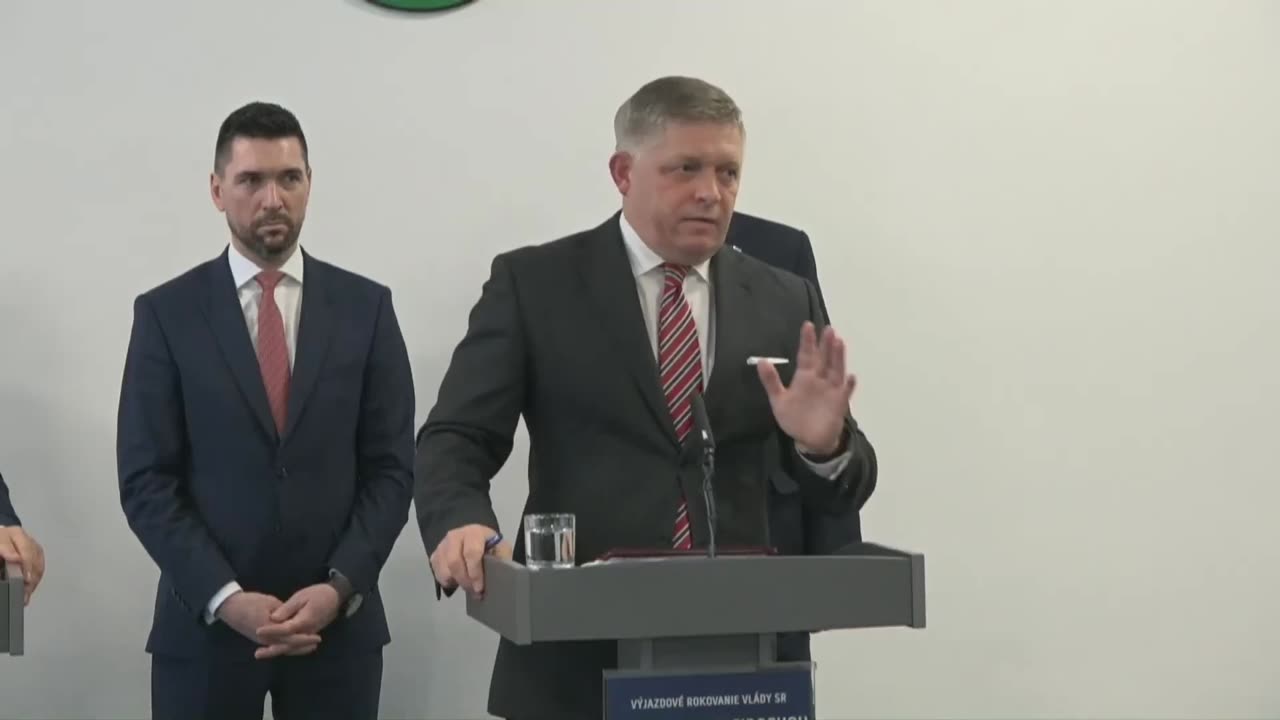 Robert Fico se dostal do sporu s novinářem, jestli je v Kyjevě válka!