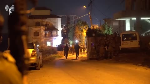 This past night the IDF also arrested 4 Palestinians wanted by Israel in the West Bank