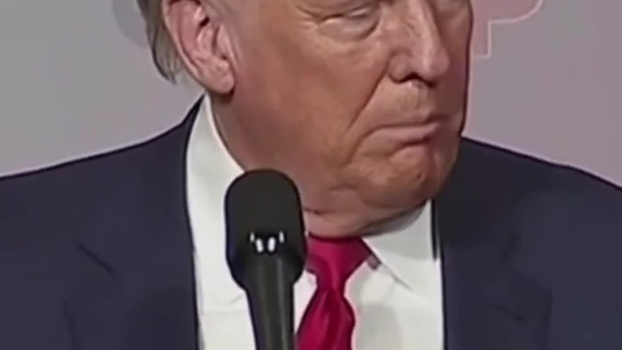 Trump does EPIC Biden Impression 😂🙌 #viral #trending