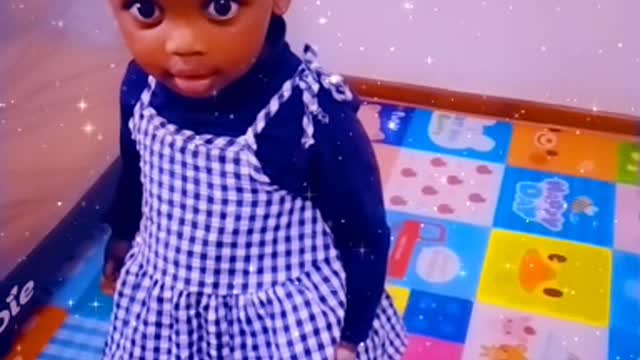 She was not on the mood to dance for mom🤣🤣🙄🙄