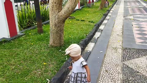 Jalan - jalan di alon - alon blitar