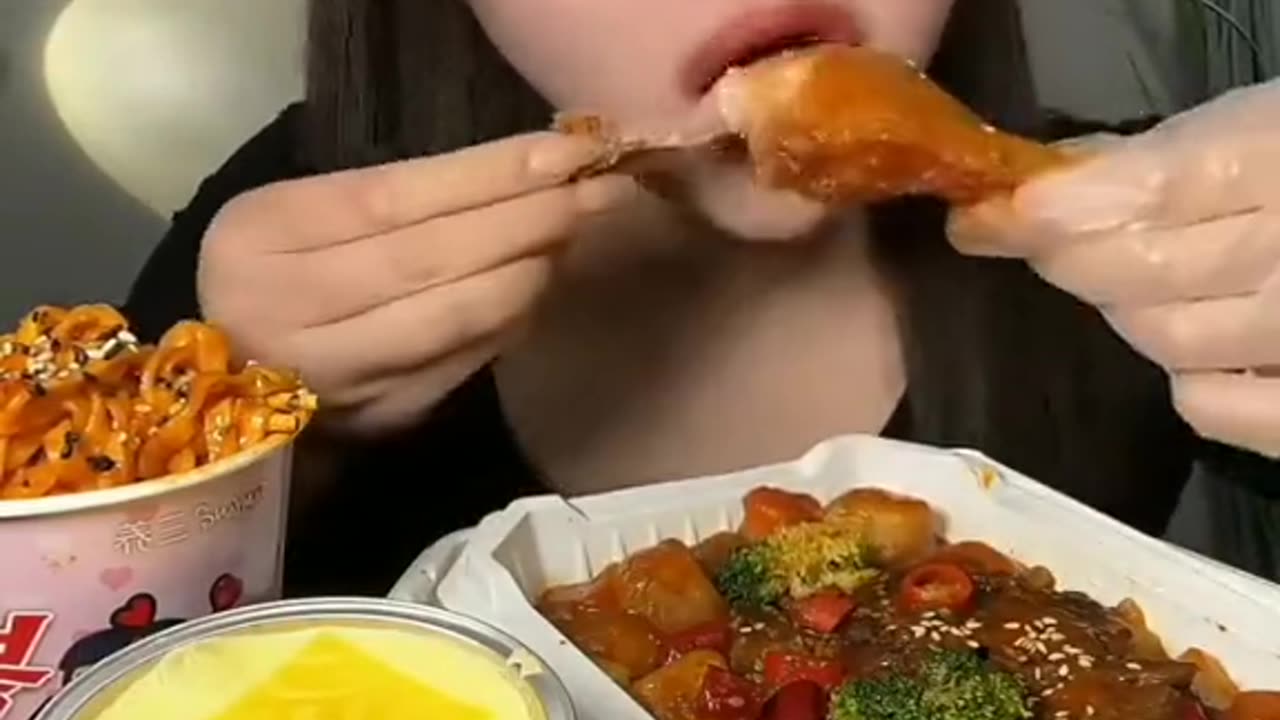 Chinese food eating show