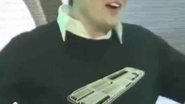 ELON DANCING PURCHASES TWITTER 4 25 2022