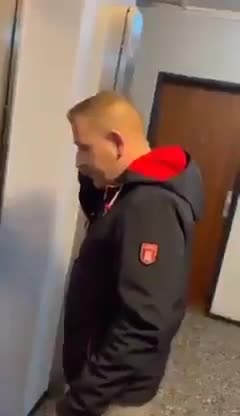 Be aware of the hand signal of domestic abuse in the neighbourhood