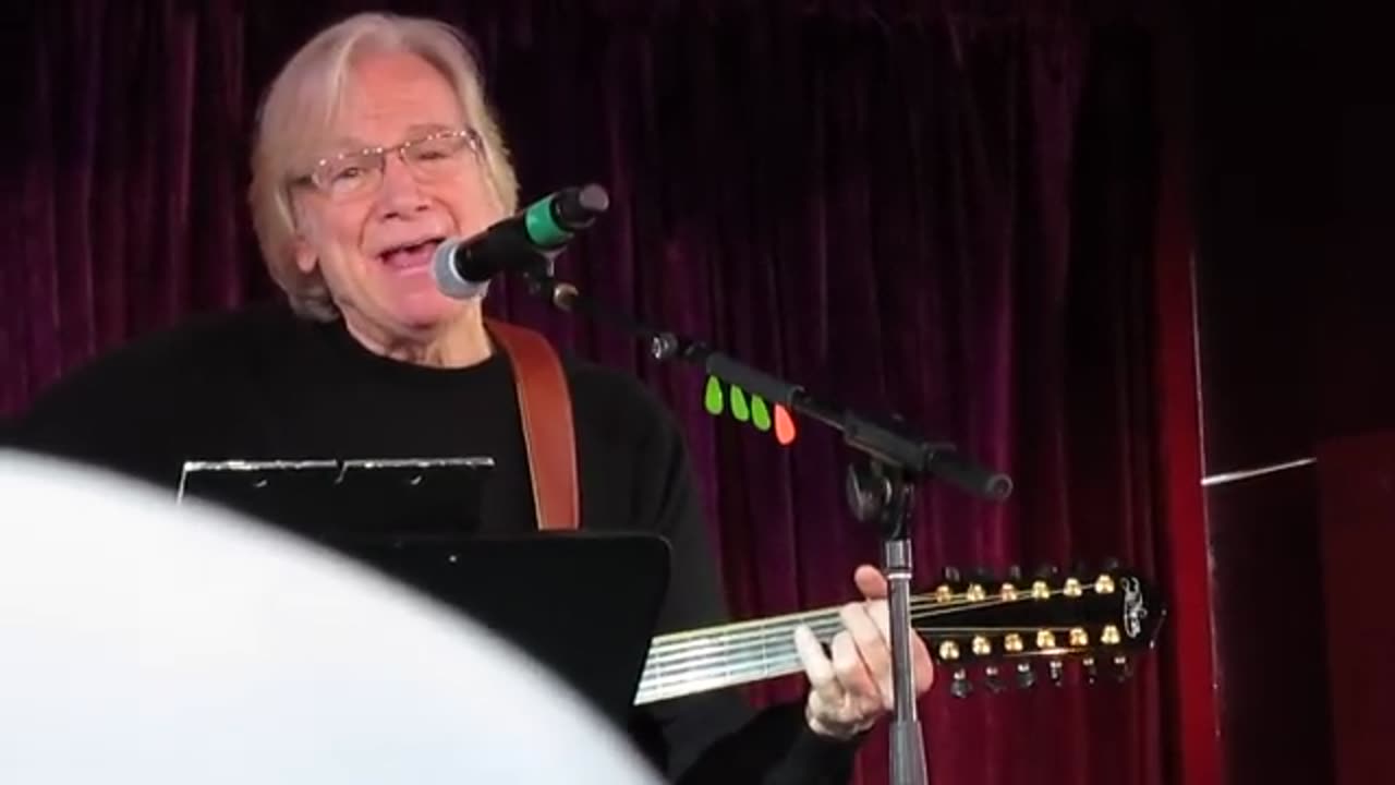 THE MOODY BLUES - JUSTIN HAYWARD LIVE - NOSTRADAMUS