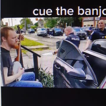 Banjo Music Ends Akron Police Chase