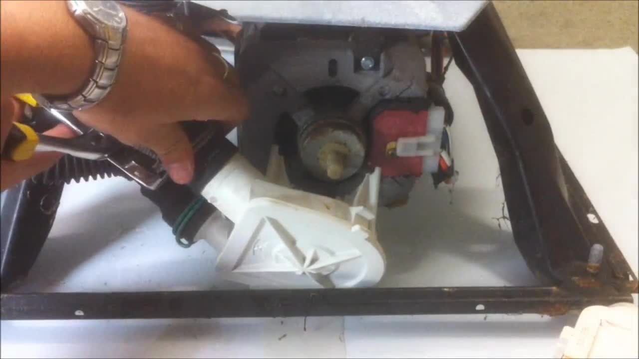 How to Replace a Whirlpool Washing Machine Drain Pump