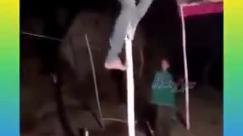 How is the serpent dance of a man of India