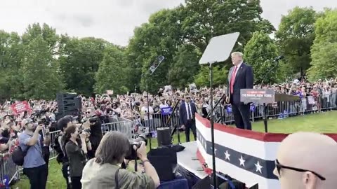 MAGA crowd
