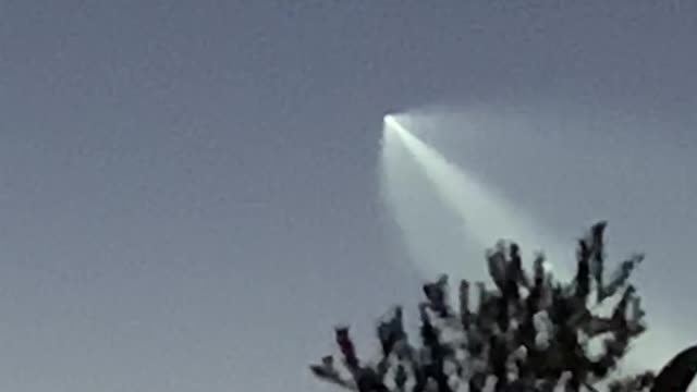 Possible Rocket Shooting Through Sky Near Tucson