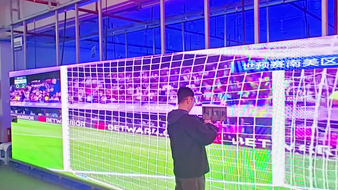 Do you like this large indoor led screen?