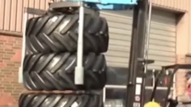 Retrofit forklift truck. The tire moved easily. pretty cool