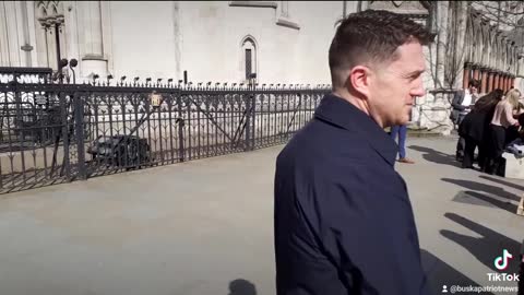 TOMMY ROBINSON OUT SIDE COURT EFF CHINA