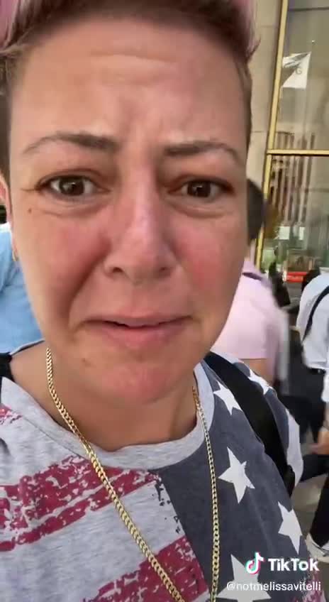 Common Sense Gun Free Zone 😂