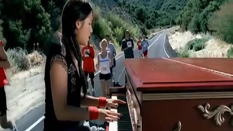 Vanessa Carlton - A Thousand Miles (Official Video)