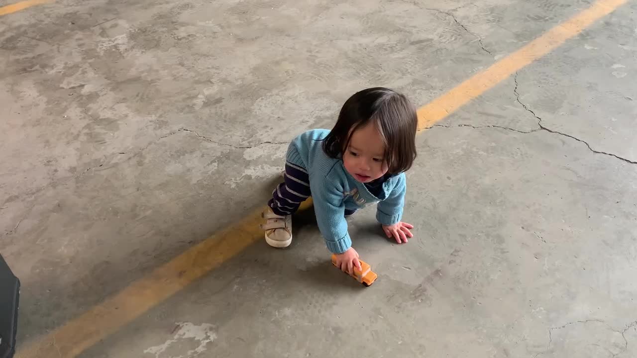 Krapf school bus day: dropping beats…. Then to the floor