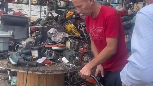 Saw parts inspection maintenance car repair chainsaw