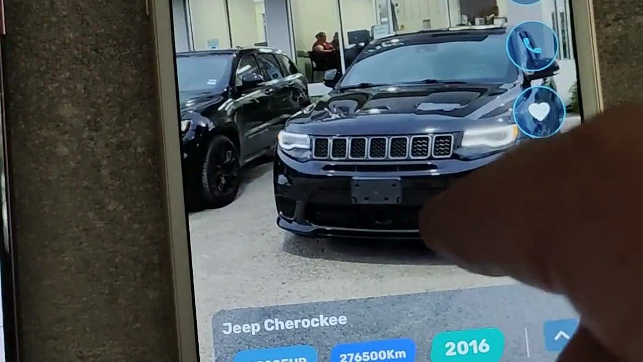 Gasiți mașini de vânzare urmărind anunțurile video publicate pe WoxCars