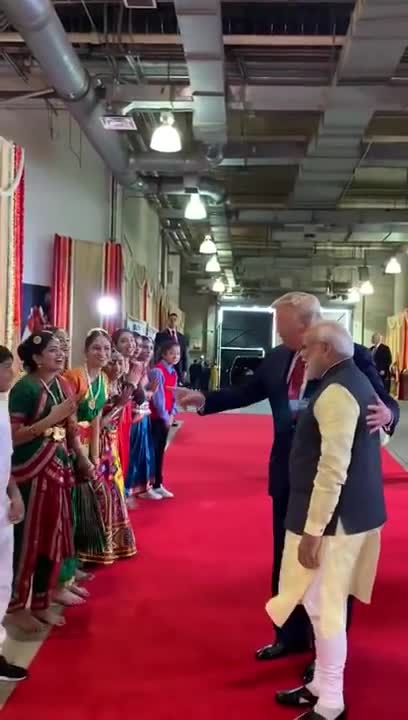 Donald Trump INTERACTS with STRANGERS!!