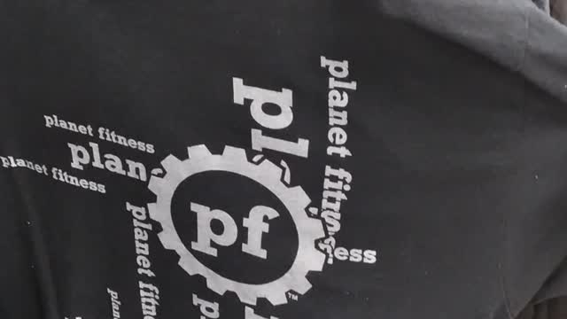 PLANET FITNESS SHIRT COMPLAINING