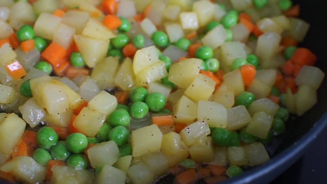 How to cook easy delicious Filipino style pork picadillo