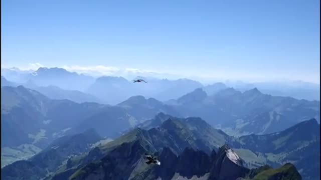 What do you guys think this view💙⛰️🇨🇭🌿
