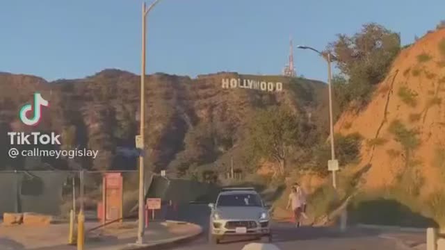 Hollywood Viewing Point Is Marked With A Blood Drop