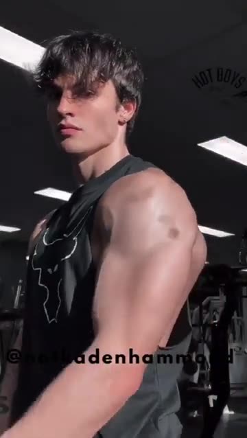 Hot Boy 😍 / Shirtless Tik Tok Handsome Boy 🔞💦