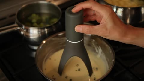 Multifunctional Kitchen Full Automatic Pan Cooking Stirrer