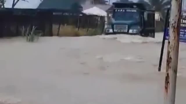 Tropical THUNDERSTORMS Flood Trinidad & Tobago